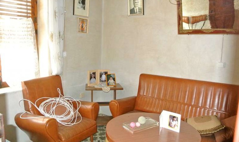 Sale - Country Property -
Chinorlet