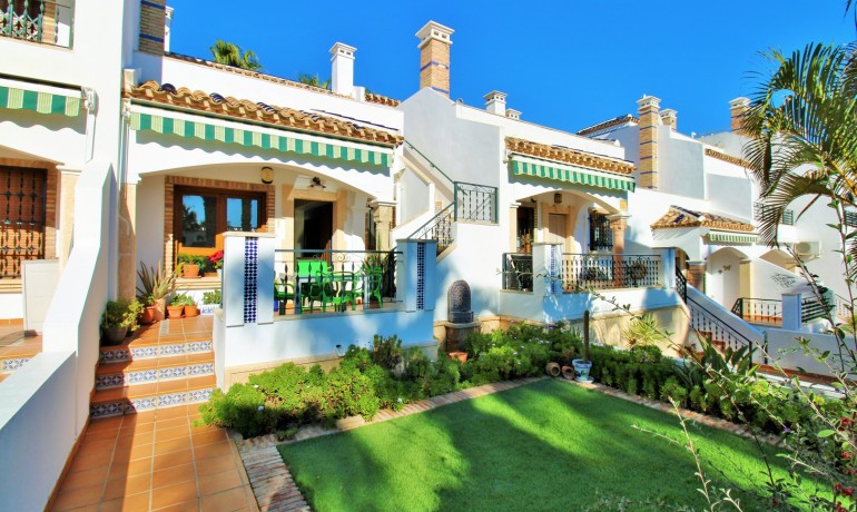 Apartamento / piso - Venta - Villamartin -
                PAU 8