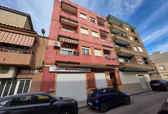 Apartment / Flat - Sale - Almoradi - Centro