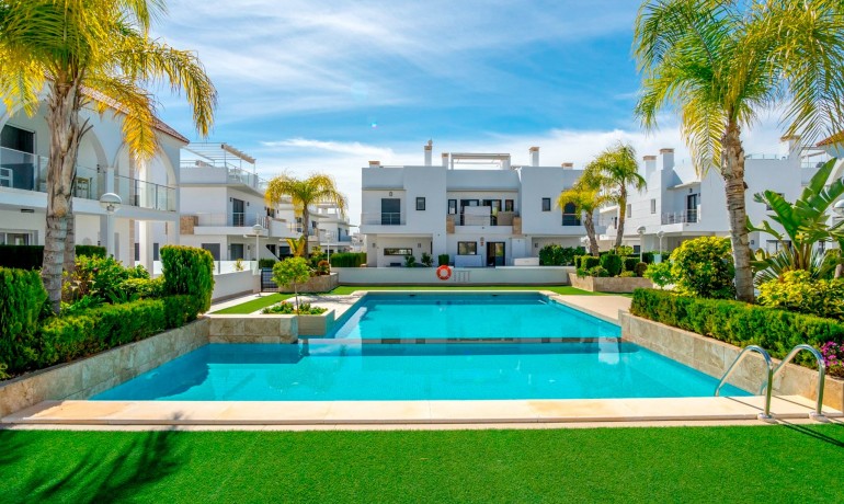 Apartment / Flat - Sale - Cuidad Quesada* -
                Doña Pepa