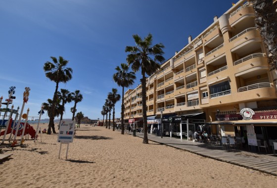 Apartment / Flat - Sale - La Mata - La Mata - Town