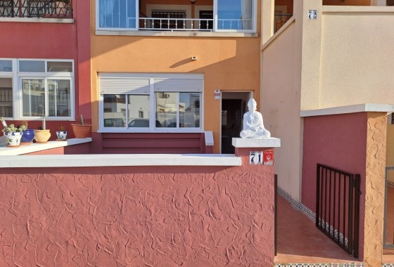 Apartment / flat - Sale - Los Balcones - Costa Blanca