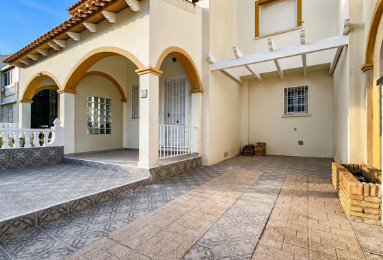 Apartment / Flat - Sale - Orihuela Costa* - Los Almendros