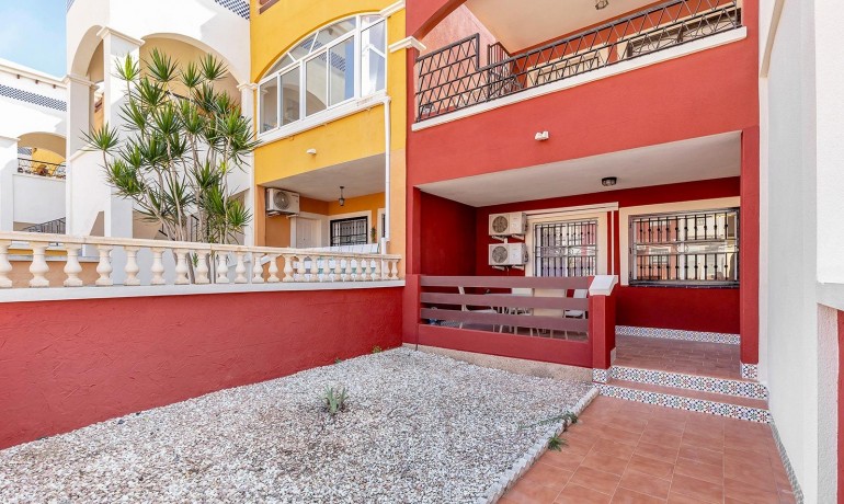 Apartment / Flat - Sale - Orihuela Costa -
                Los Altos