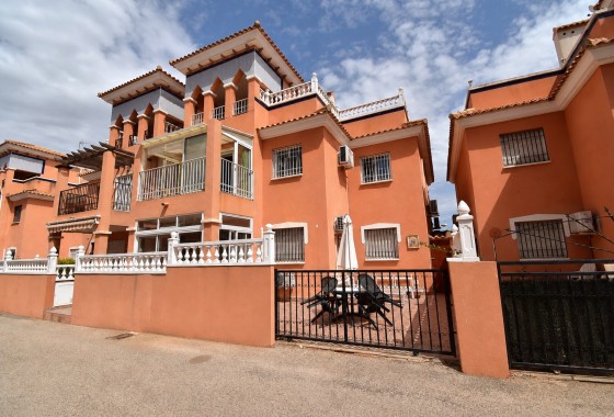 Apartment / Flat - Sale - Orihuela Costa - Playa Flamenca