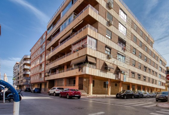 Apartment / flat - Sale - Torrevieja - Acequion