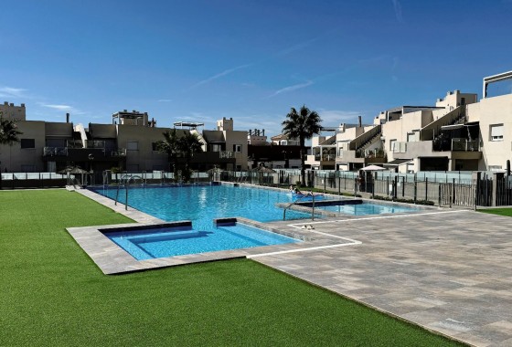 Apartment / Flat - Sale - Torrevieja - Aguas Nuevas