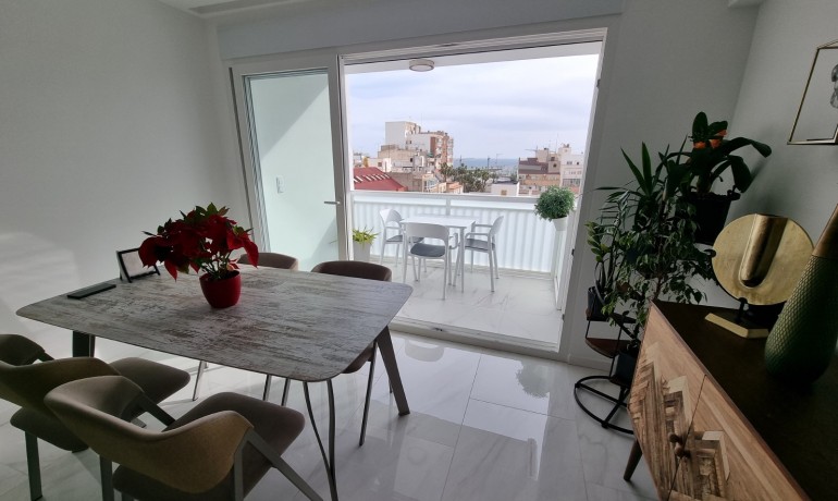 Apartment / Flat - Sale - Torrevieja Centro -
                Torrevieja