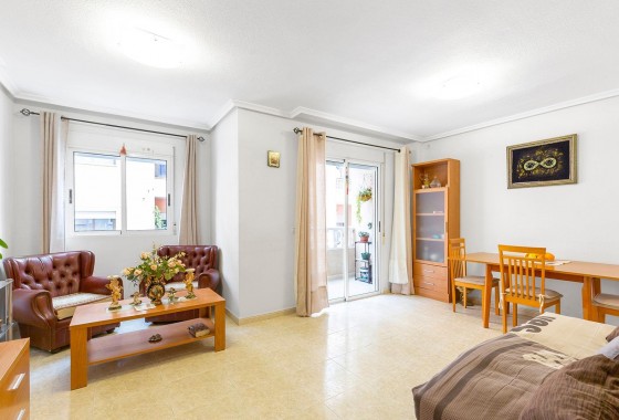Apartment / Flat - Sale - Torrevieja* - Centro