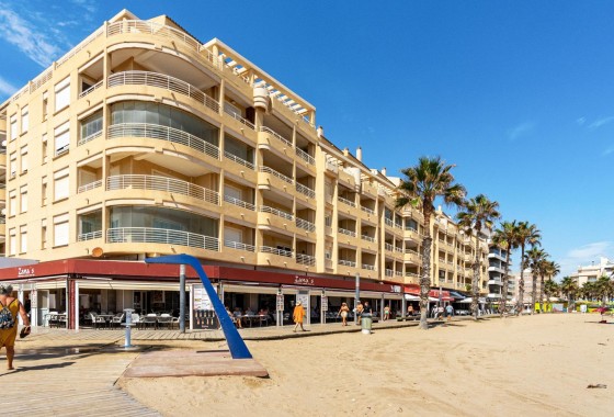 Apartment / Flat - Sale - Torrevieja* - La Mata pueblo