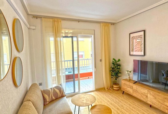 Apartment / Flat - Sale - Torrevieja* - Playa del Cura