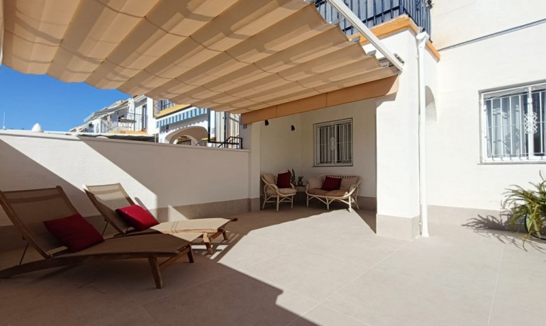 Apartment / Flat - Sale - Torrevieja -
                Torrevieja