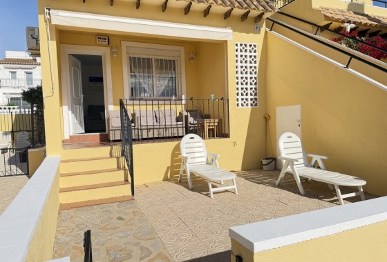 Apartment / Flat - Sale - Villamartin - Villamartin