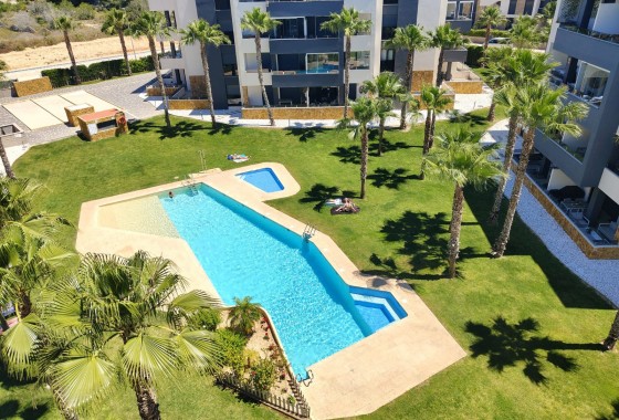 Apartment - Top Floor - Herverkoop - Torrevieja* - Los Altos