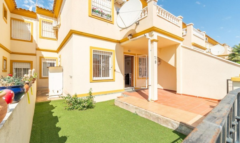 Appartement / flat - Herverkoop - Orihuela Costa -
                Playa Flamenca