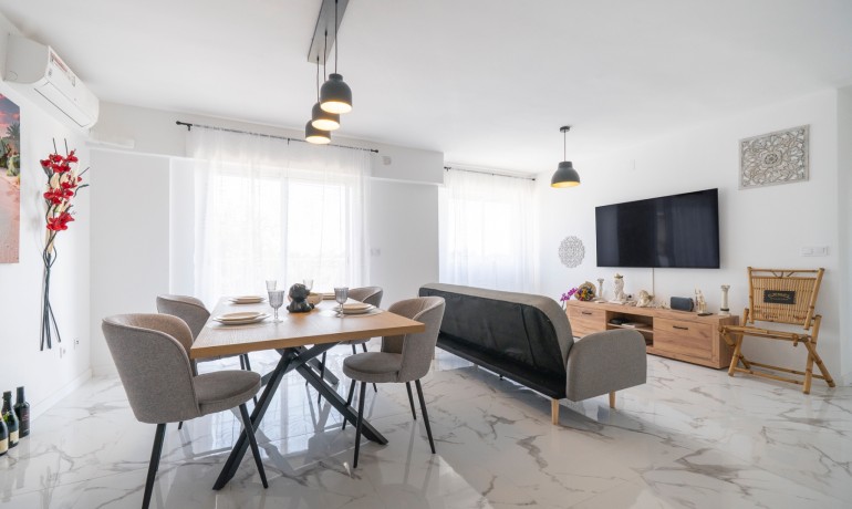 Appartement / Flat - Herverkoop - Orihuela Costa* -
                Punta Prima