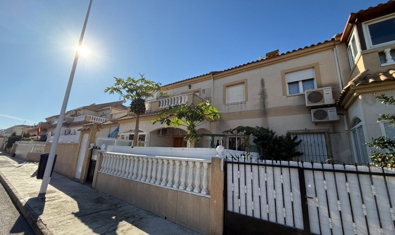 Appartement / Flat - Herverkoop - Torrevieja* -
                Aguas Nuevas
