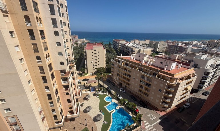 Appartement / Flat - Herverkoop - Torrevieja Centro -
                Torrevieja