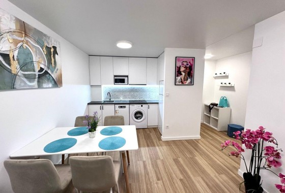 Appartement / Flat - Herverkoop - Torrevieja* - Estacion De Autobuses