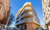 Appartement / Flat - Herverkoop -
            Torrevieja* - GR-47138