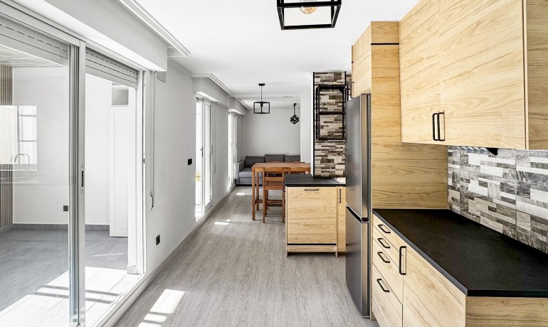 Appartement / Flat - Herverkoop - Torrevieja -
                Torrevieja - Centre