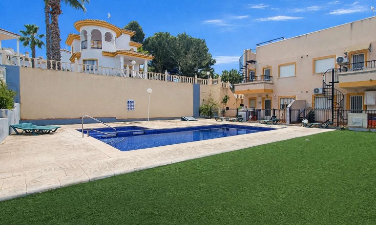 Appartement / Flat - Revente - Orihuela Costa -
                Villamartin