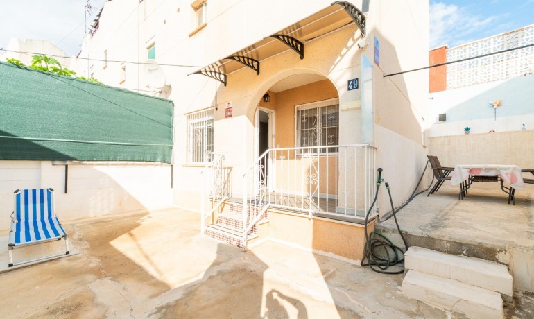 Appartement / Flat - Revente - Torrevieja* -
                Los balcones
