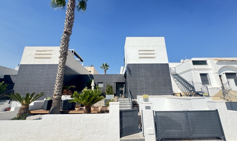 Appartement / Flat - Revente - Villamartin -
                Villamartin