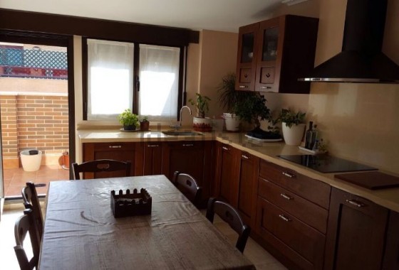 Appartement / Flat - Revente - Villena* - Villena*