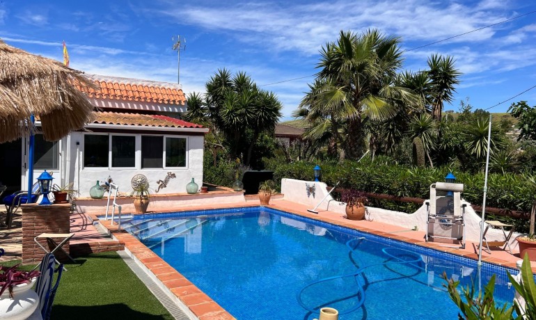 Finca Country Property - Revente - Cartagena -
                Cartagena