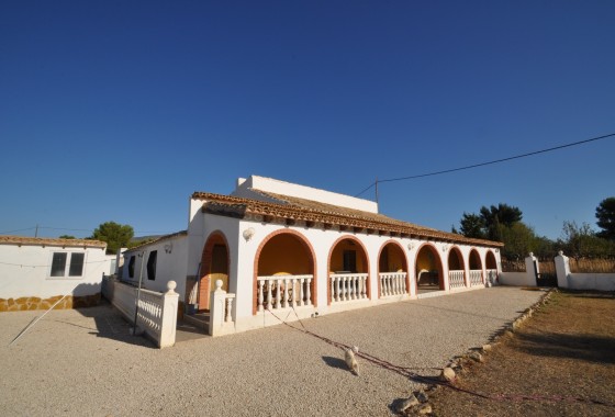 Finca / Country Property - Sale - Pinoso - Pinoso - Town
