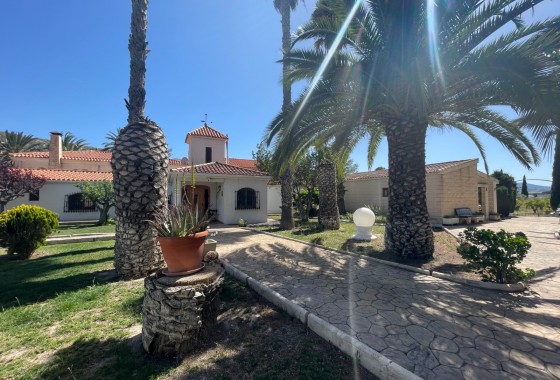 Finca Country Property - Venta - Elda - Elda