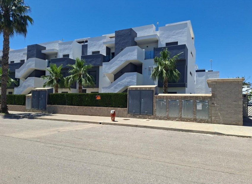 Herverkoop - Appartement / Flat -
Guardamar del Segura* - El Raso