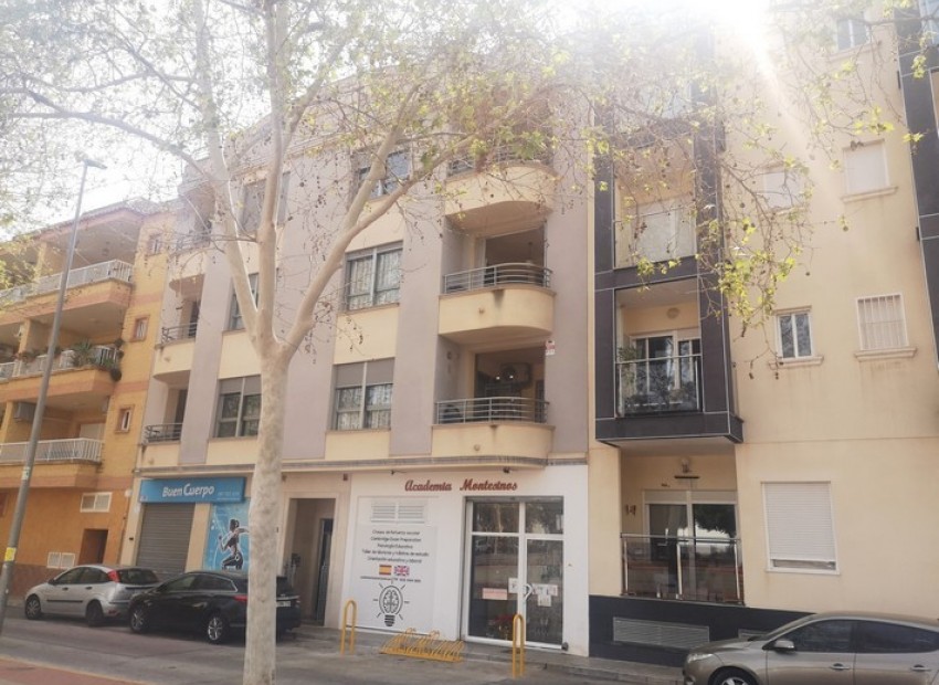 Herverkoop - Appartement / flat -
Los Montesinos