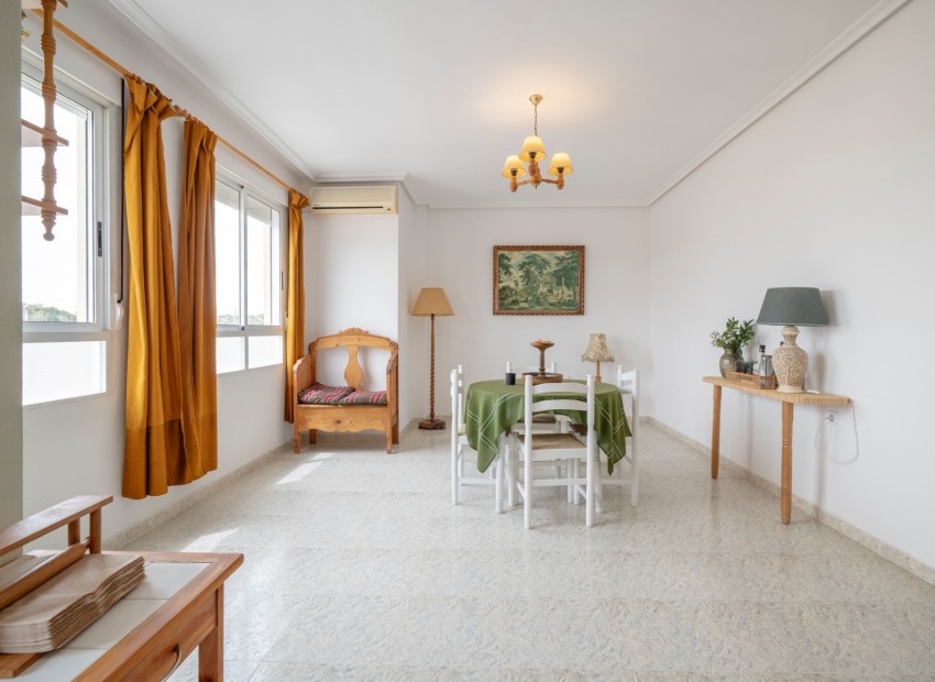 Herverkoop - Appartement / Flat -
Los Montesinos