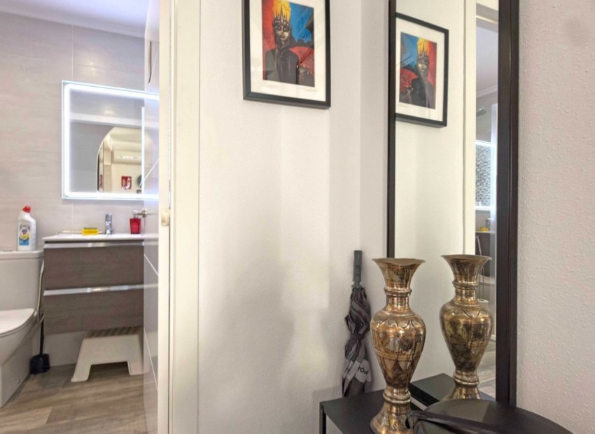 Herverkoop - Appartement / Flat -
Orihuela Costa* - La Zenia*