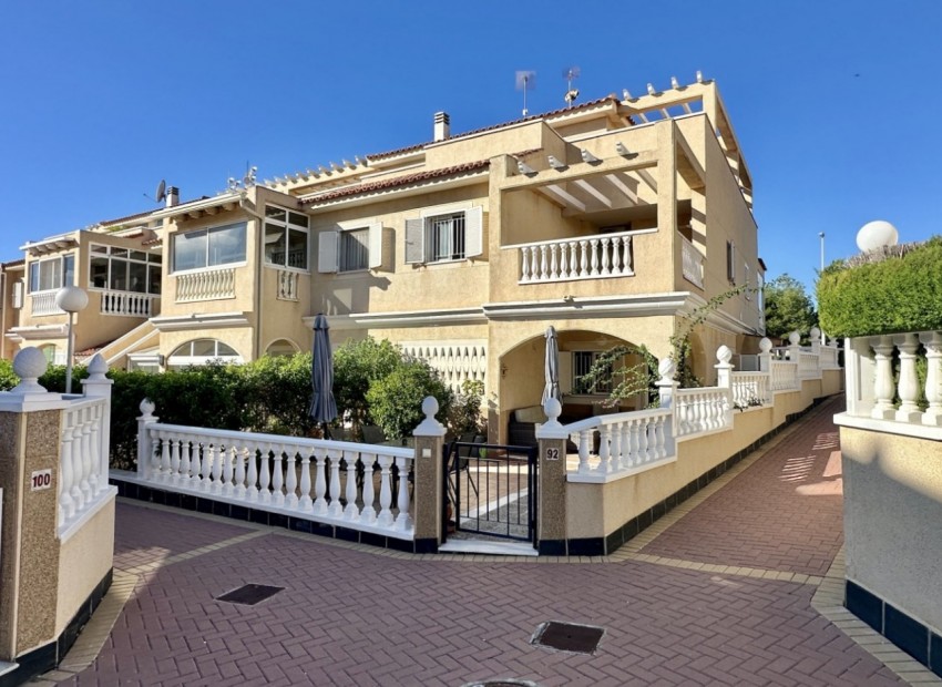 Herverkoop - Appartement / Flat -
Orihuela Costa - Playa Flamenca