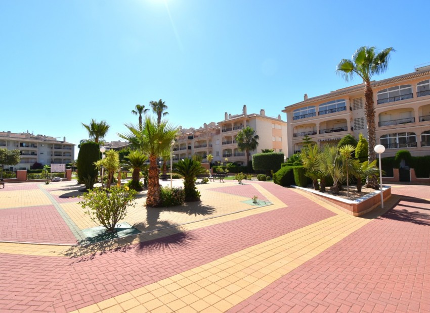 Herverkoop - Appartement / Flat -
Orihuela Costa - Playa Flamenca