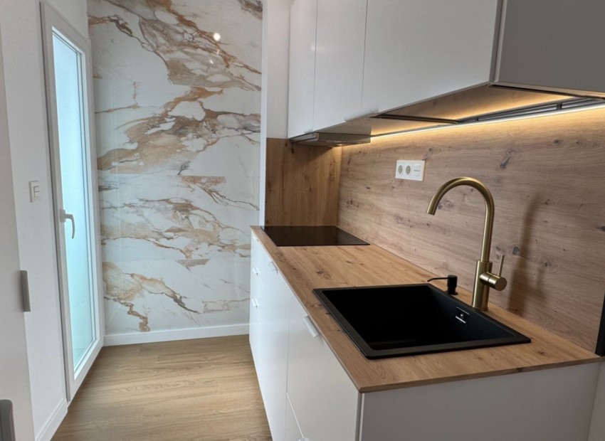 Herverkoop - Appartement / Flat -
Orihuela Costa* - Punta Prima*