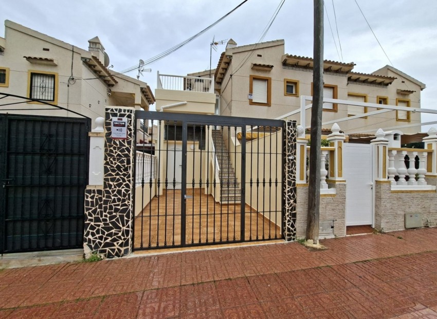 Herverkoop - Appartement / Flat -
Orihuela Costa - Punta Prima