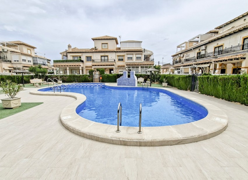 Herverkoop - Appartement / Flat -
Orihuela Costa