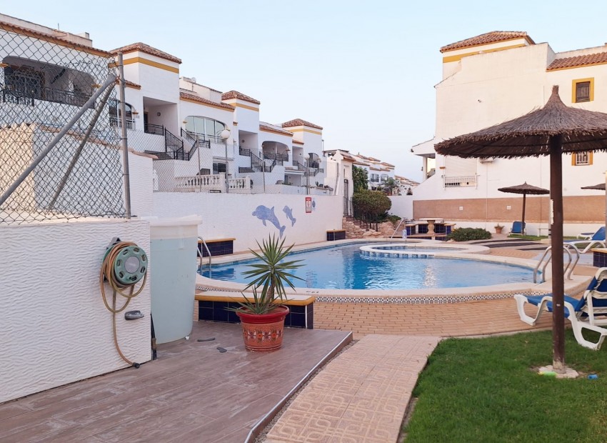 Herverkoop - Appartement / Flat -
Orihuela* - Entre Naranjos Vistabella