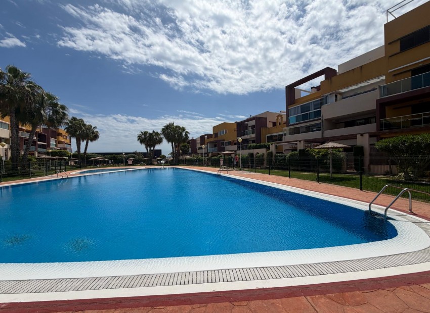 Herverkoop - Appartement / Flat -
Orihuela* - Punta Prima