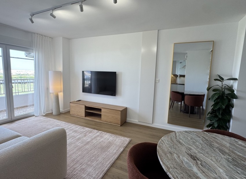 Herverkoop - Appartement / Flat -
Punta Prima* - Punta Prima