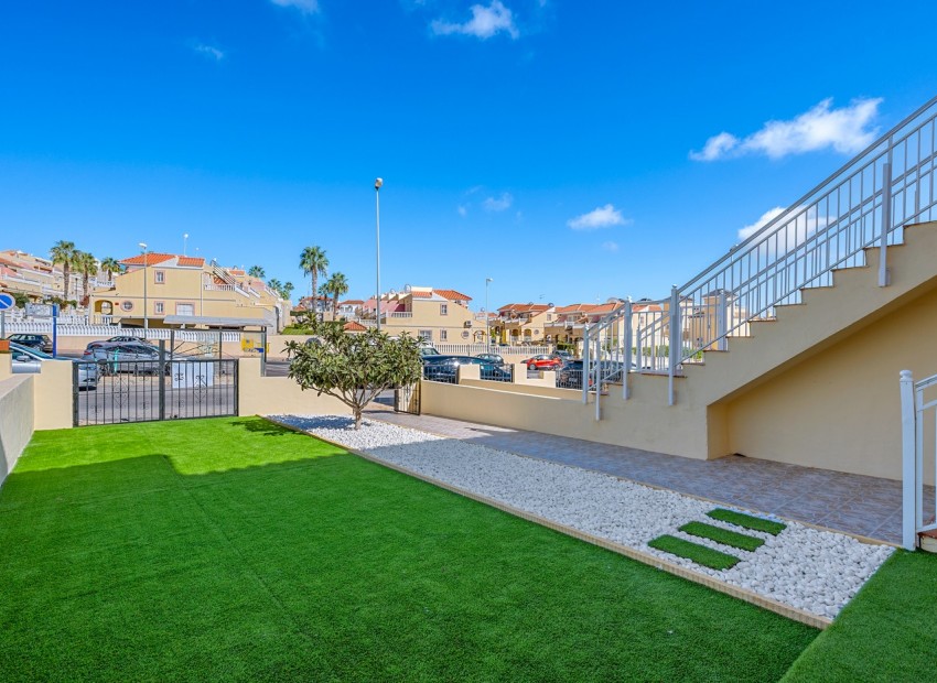 Herverkoop - Appartement / Flat -
San Miguel de Salinas* - Orihuela Costa