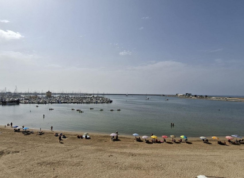 Herverkoop - Appartement / Flat -
Torrevieja* - Acequion