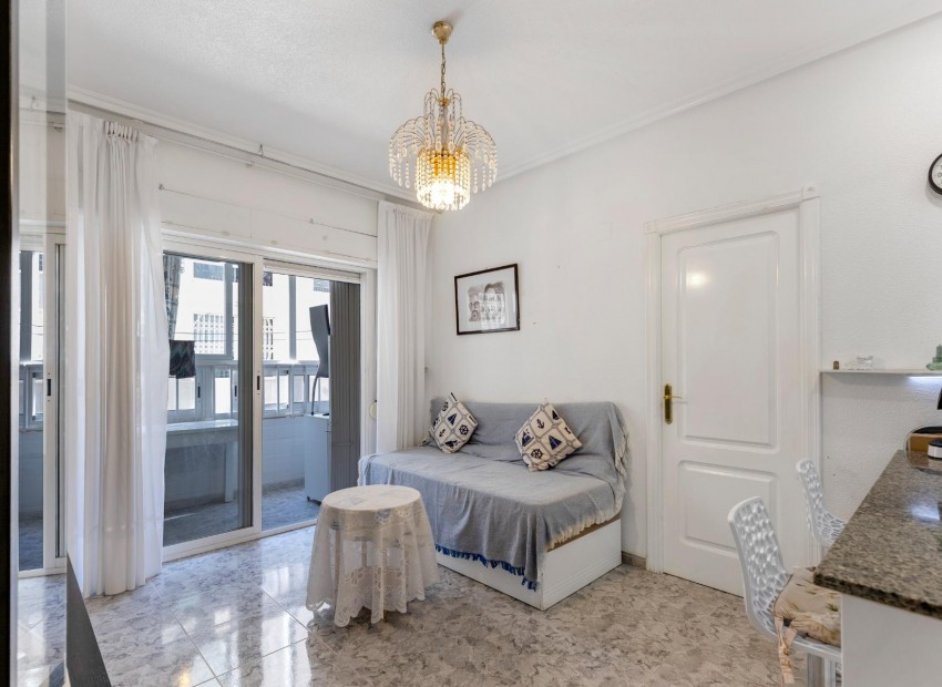 Herverkoop - Appartement / Flat -
Torrevieja* - Centro - Muelle Pesquero