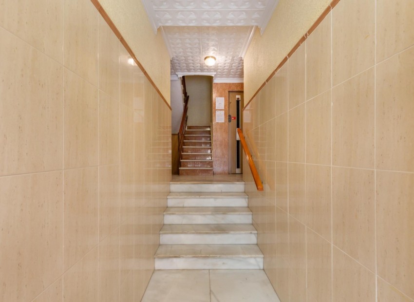 Herverkoop - Appartement / Flat -
Torrevieja* - Centro - Muelle Pesquero