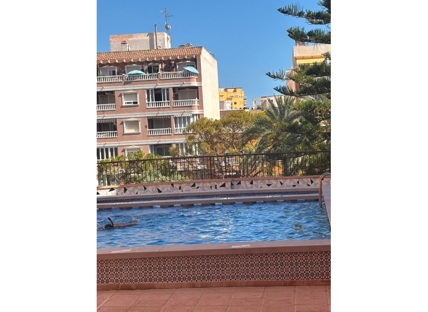 Herverkoop - Appartement / Flat -
Torrevieja Centro - Torrevieja