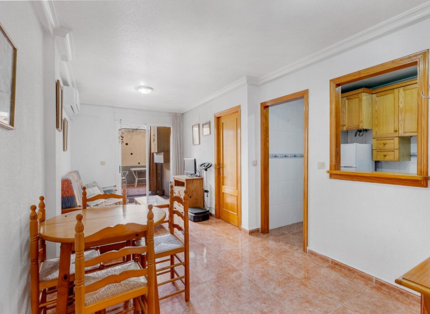 Herverkoop - Appartement / Flat -
Torrevieja* - Estacion de autobuses